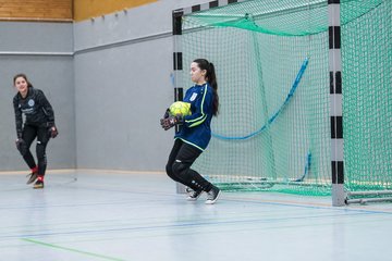 Bild 274 - B2 Loewinnen Cup